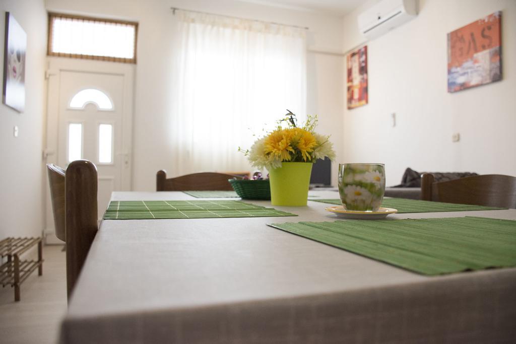 Apartment Majda Шибеник Екстер'єр фото