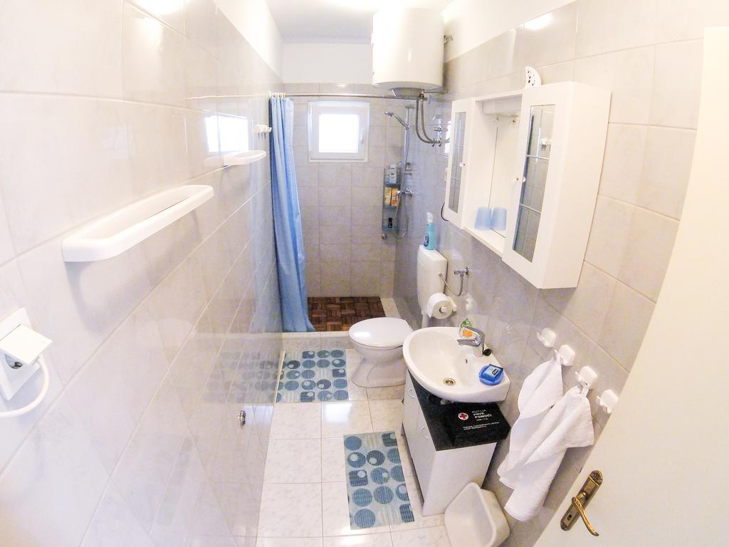 Apartment Majda Шибеник Екстер'єр фото