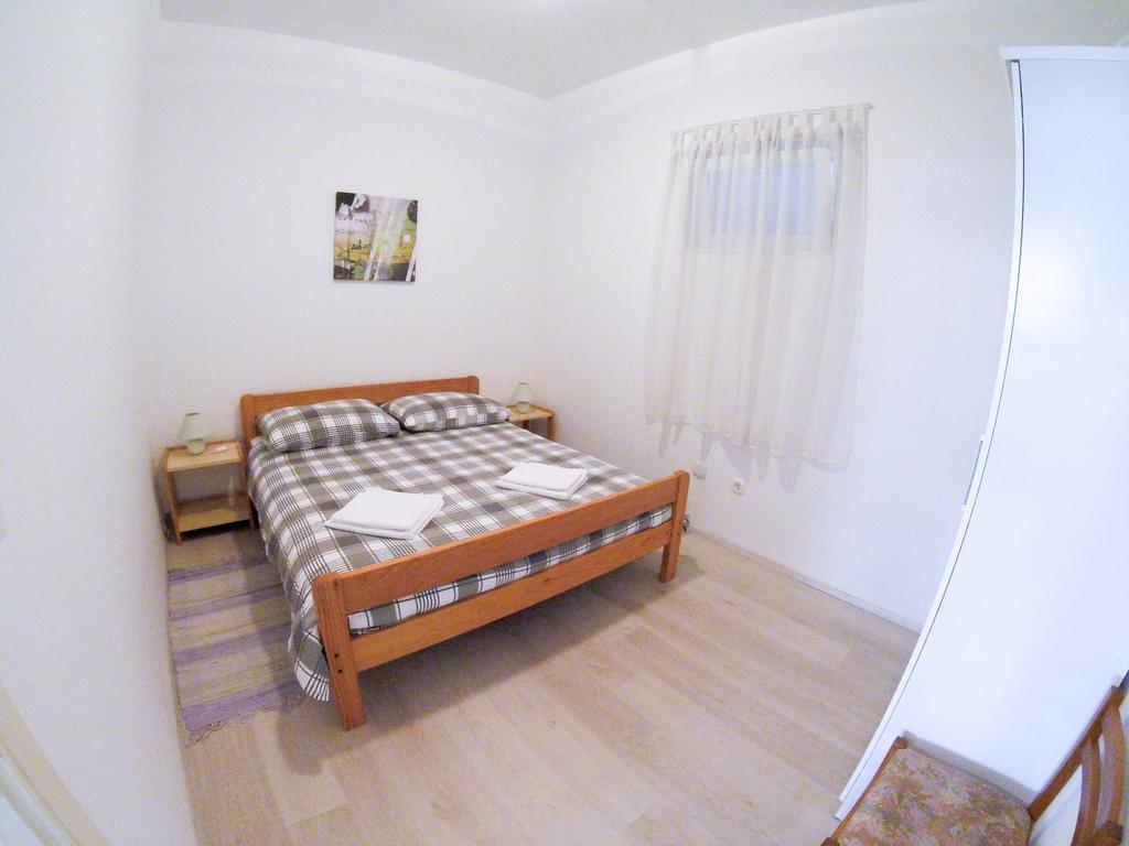 Apartment Majda Шибеник Екстер'єр фото